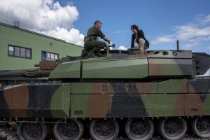  Rukloje pristatyta Prancūzijos kariuomenės sausumos pajėgų technika