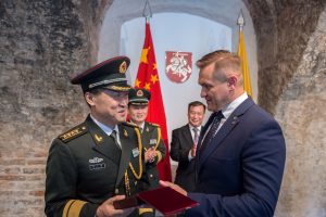  Akredituotas naujasis Kinijos gynybos atašė Lietuvai