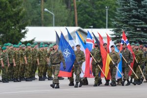  Krašto apsaugos ministras R. Karoblis: „Mūsų tikslas - padaryti NATO priešakinių pajėgų batalioną efektyviomis jungtinėmis pajėgomis, turinčiomis svarbią sąjungininkų paramą ore ir jūroje“
