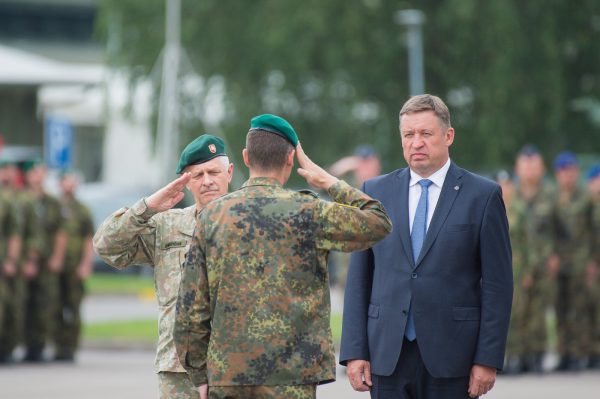  Krašto apsaugos ministras R. Karoblis: „Mūsų tikslas - padaryti NATO priešakinių pajėgų batalioną efektyviomis jungtinėmis pajėgomis, turinčiomis svarbią sąjungininkų paramą ore ir jūroje“