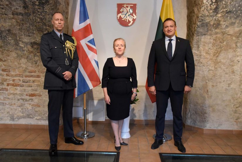 Akredituotas naujasis Jungtinės Karalystės gynybos atašė