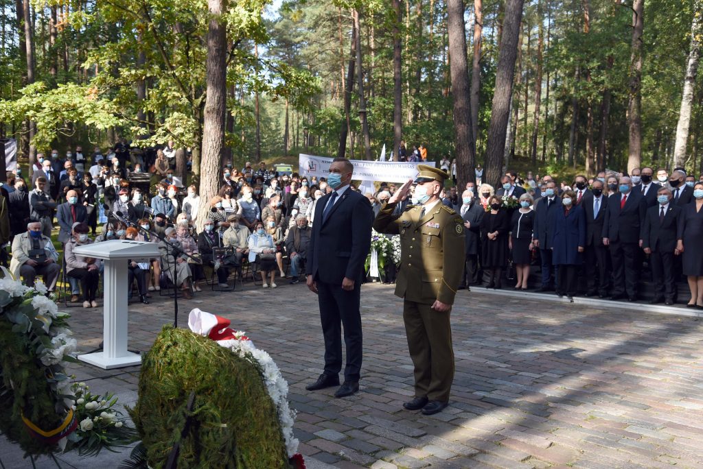 Panerių memoriale pagerbtas Lietuvos žydų genocido aukų atminimas