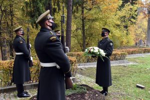  Paminėtos paskutiniojo okupacinei sovietų valdžiai aktyviai besipriešinusio Lietuvos partizano dim. vyr. ltn. Antano Kraujelio-Siaubūno laidotuvių metinės