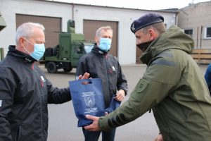  Lietuvos kariuomenei oficialiai perduota vidutinio nuotolio oro gynybos sistema NASAMS