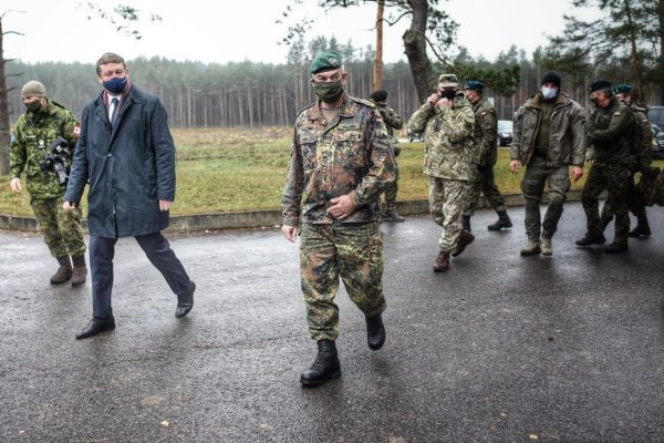  Krašto apsaugos ministras R. Karoblis: „NATO išlieka stipriu ir patikimu kariniu aljansu pandemijos akivaizdoje“
