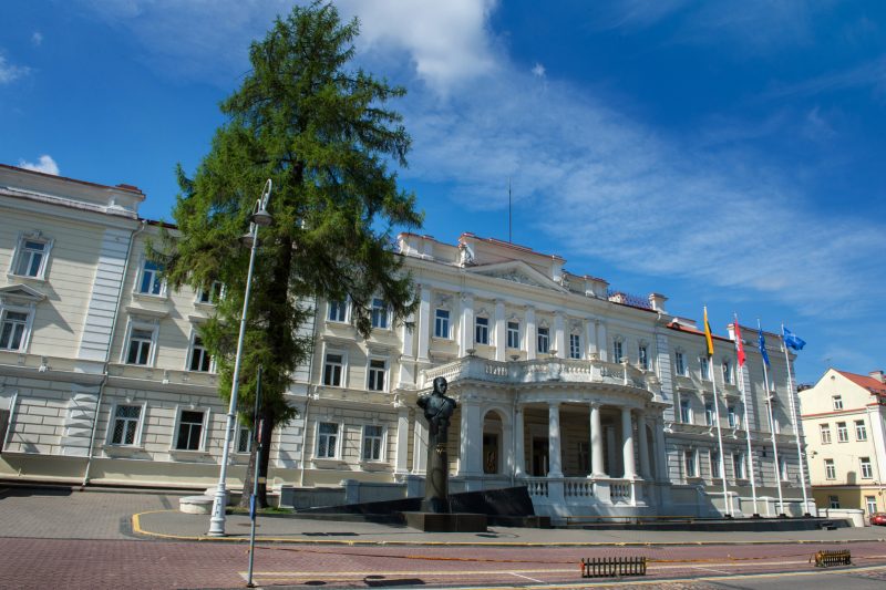 Vyks krašto apsaugos ministro pasikeitimo ceremonija