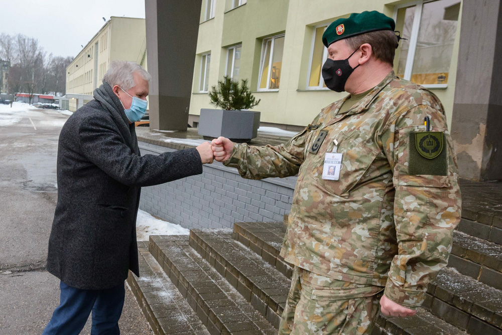 Lietuvos karo akademijoje lankėsi krašto apsaugos ministras A. Anušauskas