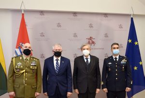  Ministras A. Anušauskas padėkojo Italijos ambasadoriui už indėlį į Baltijos regiono saugumą