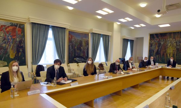  Krašto apsaugos viceministras V. Semeška: „Lietuvos kariuomenės modernizavimo projektai turi būti įgyvendinami sklandžiai“