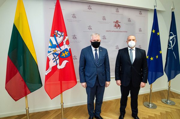  Aptartas Lietuvos ir Slovakijos bendradarbiavimas gynybos srityje
