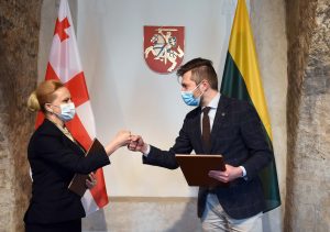  Lietuvos ir Sakartvelo gynybos viceministrai pasirašė dvišalio bendradarbiavimo planą