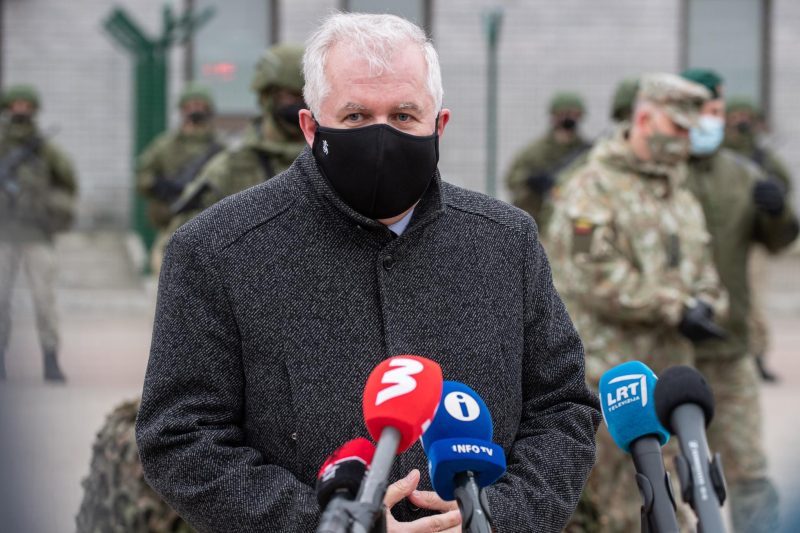 JAV Lietuvos kariuomenei perdavė prieštankinių ginklų M72 LAW