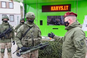  JAV Lietuvos kariuomenei perdavė prieštankinių ginklų M72 LAW