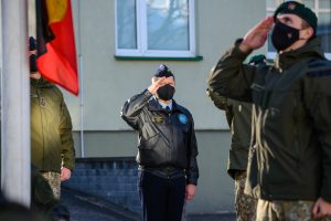  Karo akademija prisimena prieš 25-erius metus žuvusį absolventą vyr. ltn. Normundą Valterį