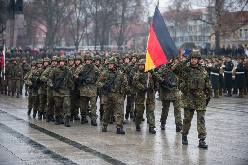Ratifikuotas Lietuvos ir Vokietijos susitarimas dėl ginkluotųjų pajėgų narių atvykimo