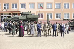  Pietų Lietuvoje parodomuoju karinės technikos žygiu pagerbtas kovojusių už laisvę atminimas