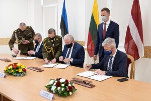  Šiauliuose susitikę Baltijos šalių ministrai sutarė stiprinti bendrą gynybą