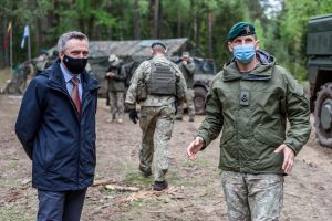  Krašto apsaugos viceministras V. Semeška: „NATO pajėgos Lietuvoje prisideda prie saugumo užtikrinimo ir užkerta kelią agresijai“