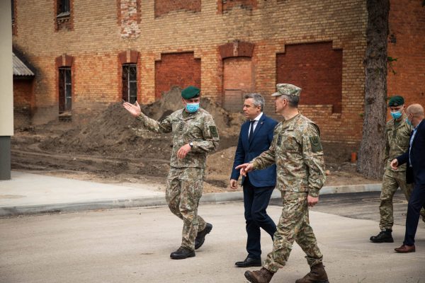  Birutės ulonų batalione vykdomi infrastruktūros darbai užtikrins geresnes karių tarnybos, karinės technikos saugojimo sąlygas
