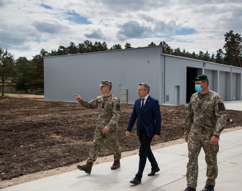 Birutės ulonų batalione vykdomi infrastruktūros darbai užtikrins geresnes karių tarnybos, karinės technikos saugojimo sąlygas