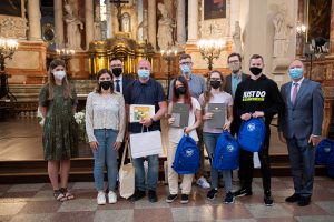  Įteikti nacionalinio mokinių konkurso „Praeities stiprybė – dabarčiai“ apdovanojimai