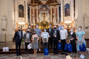  Įteikti nacionalinio mokinių konkurso „Praeities stiprybė – dabarčiai“ apdovanojimai