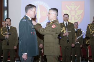 Valdovų rūmuose – iškilminga NATO pajėgų integravimo vieneto vado pasikeitimo ceremonija