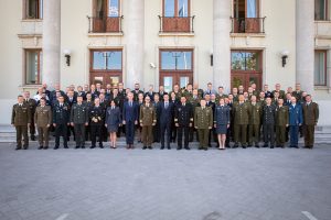  Baltijos gynybos koledžą baigė 22 Lietuvos karininkai, du iš jų įvertinti geriausiai