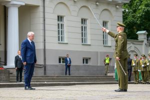  Lietuvos karo akademijos absolventai papildė karininkų gretas