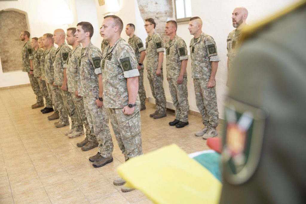 Apdovanoti iš tarptautinės operacijos Afganistane grįžę kariai