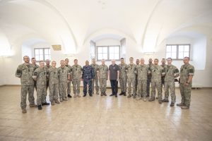  Apdovanoti iš tarptautinės operacijos Afganistane grįžę kariai