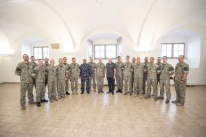  Apdovanoti iš tarptautinės operacijos Afganistane grįžę kariai