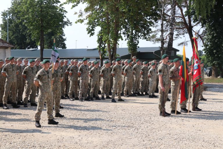  Plečiama infrastruktūra šauktiniams – pastatytos kareivinės Radviliškyje