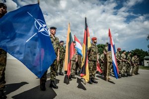  Rukloje įvyko NATO priešakinių pajėgų bataliono vadų pasikeitimas: „Kovinė grupė padėjo Lietuvai saugumo srityje padaryti didelį progresą“