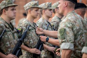  Kario priesaiką Lietuvai davė per šimtą būsimųjų karo inžinierių