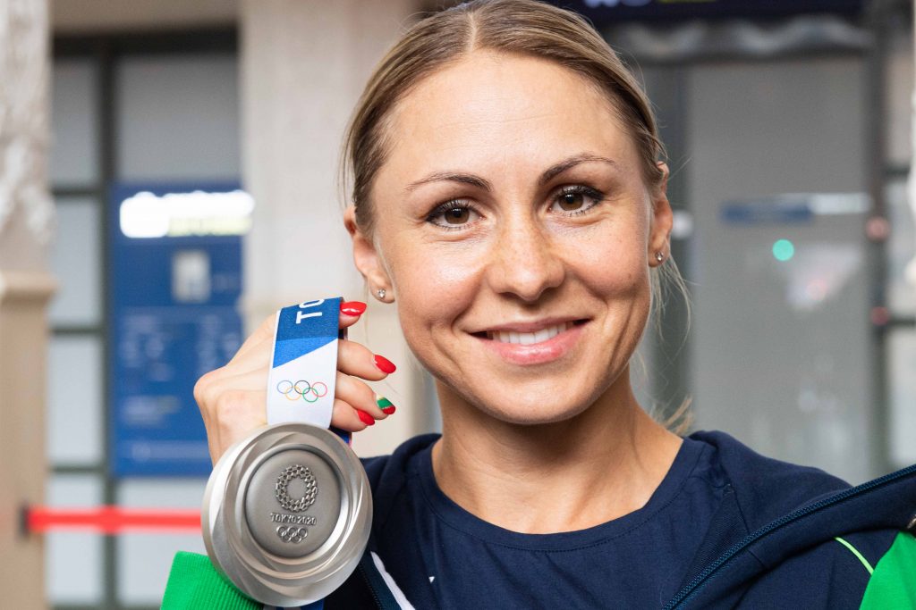 Olimpinė vicečempionė eil. L. Asadauskaitė-Zadneprovskienė bus apdovanota Krašto apsaugos sistemos medaliu