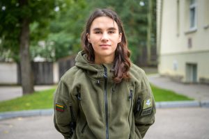  Karininko profesija išlieka populiari, didėja į Karo akademiją įstojusių merginų skaičius