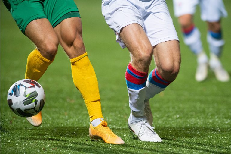 Krašto apsaugos ministerijos atstovai futbolo aikštėje susirungs su garsiais sportininkais ir visuomenininkais