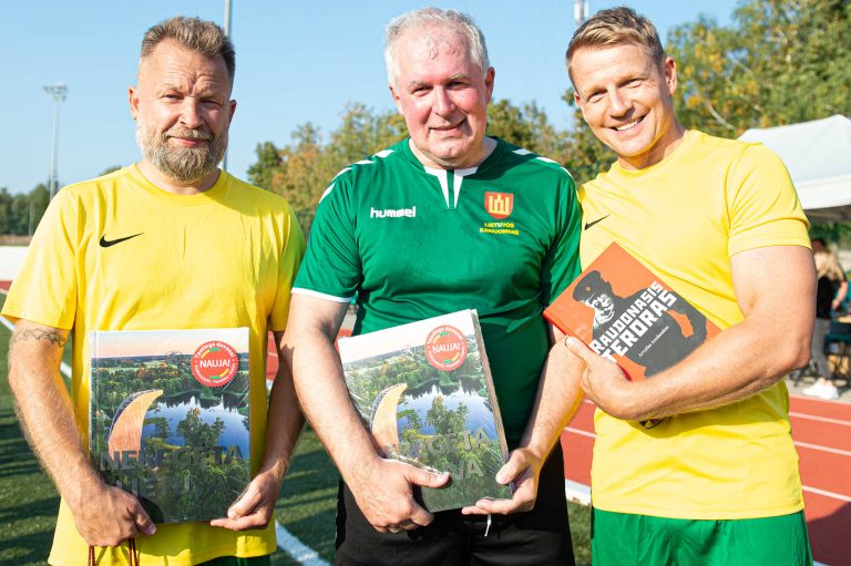  Draugystę vainikavo Krašto apsaugos ministerijos ir garsių sportininkų varžybos