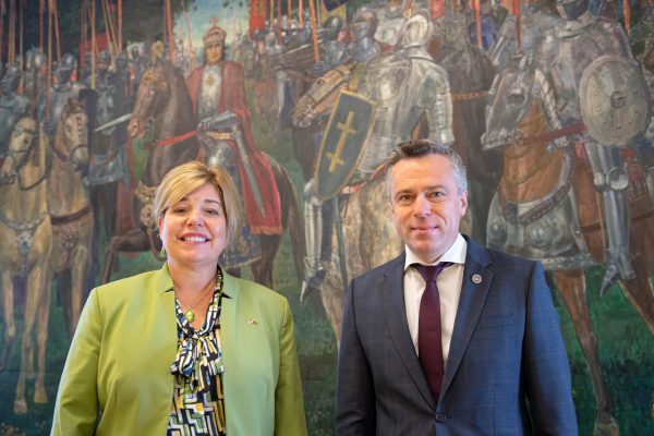  Susitikime su JAV Gynybos saugumo bendradarbiavimo agentūros direktore aptartas Lietuvos kariuomenės infrastruktūros vystymas