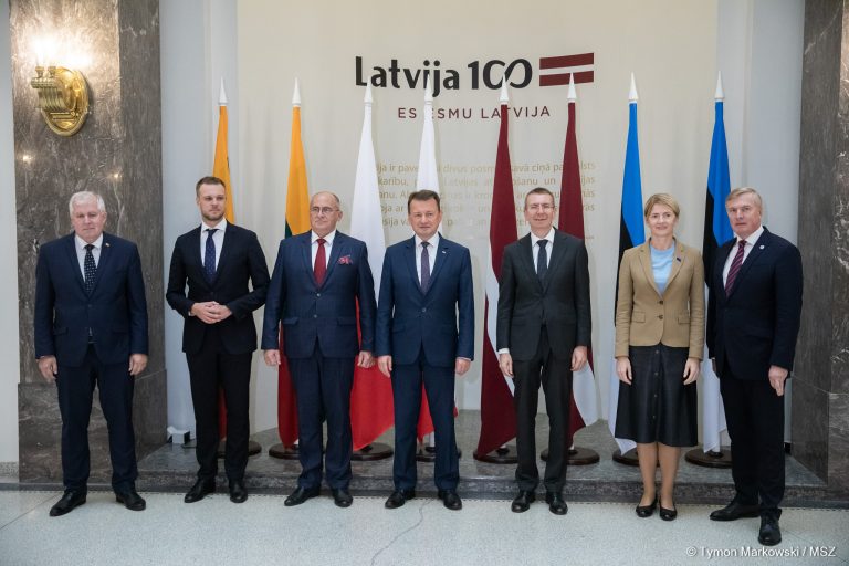 Su Baltijos šalių ir Lenkijos ministrais susitikęs A. Anušauskas: „Hibridinė ataka – vertinga pamoka mums visiems“