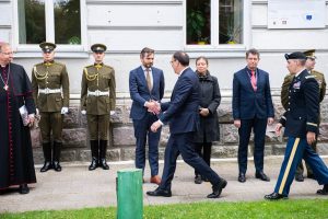  Lietuvoje rasti Antrojo pasaulinio karo dalyvių palaikai išlydėti į JAV
