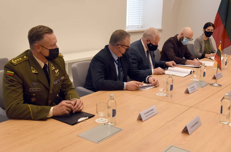  Lietuvoje viešintis JAV karinių pajėgų Europoje ir Afrikoje vadas: „Ir toliau tikimės ilgalaikės mūsų partnerystės“
