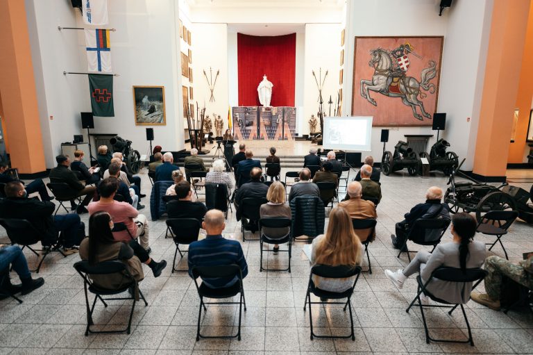  Karo muziejuje įvyko 100-osioms Juozo Lukšos gimimo metinėms skirta konferencija