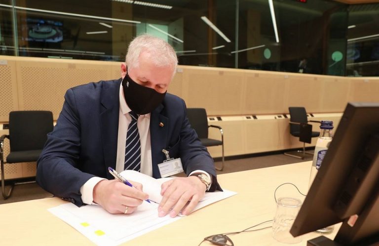 A. Anušauskas underscored the importance of transatlantic unity at a EU Defence Ministers seminar