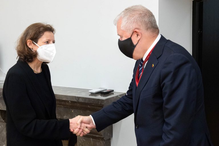 Minister A. Anušauskas discussed bilateral cooperation topicalities with Ambassador of France