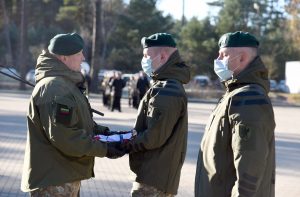  Lietuvos karių būrį į NATO misiją išlydėjęs V. Semeška: įsitraukimas Irake yra pagrindinis Aljanso indėlis į kovą su terorizmu