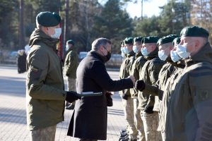  Lietuvos karių būrį į NATO misiją išlydėjęs V. Semeška: įsitraukimas Irake yra pagrindinis Aljanso indėlis į kovą su terorizmu