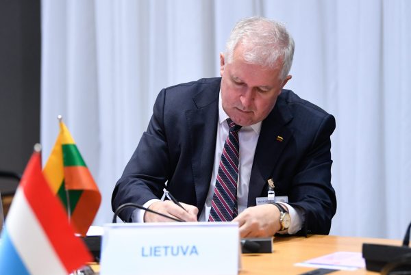  Briuselyje – A. Anušausko susitikimas su NATO Generaliniu sekretoriumi: Aljansas išlieka budrus ir pasirengęs reaguoti
