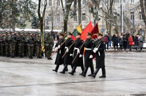  Vilniuje įvyko iškilminga Lietuvos kariuomenės rikiuotė ir paradas su sąjungininkais